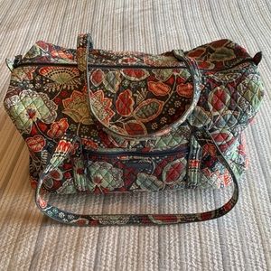 Vera Bradley duffel bag